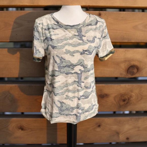 Camo T shirt Hem & Thread Camo 
outside stitching Size Medium NWT - Picture 9 of 13